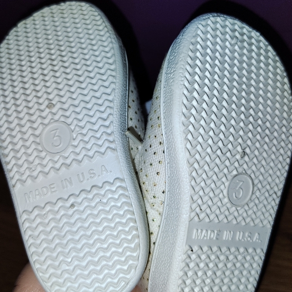 Baby Girl Sneakers Size 3 White with Gold Polkadots Made in USA - Picture 6 of 6
